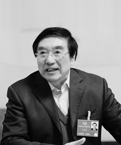 全國政協(xié)委員王執(zhí)禮建議：采取設(shè)計，明確地鎖設(shè)置拆除程